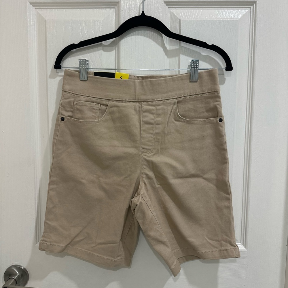 DKNY Flat Front Shorts in Tan